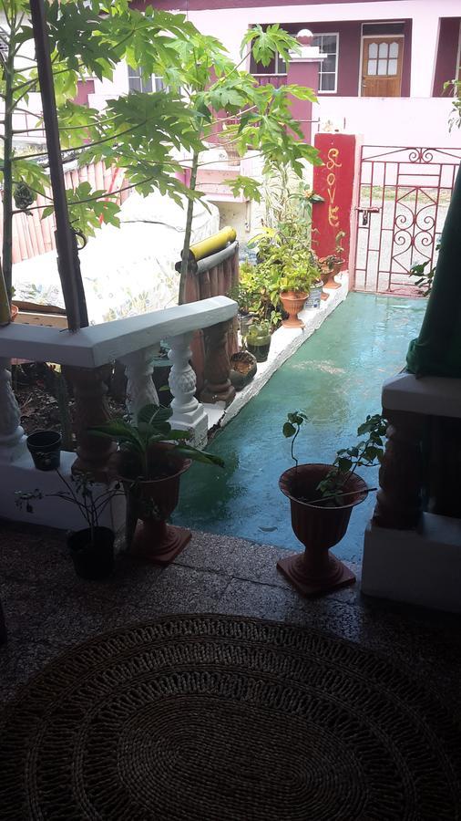 Holiday Home - Guest House Port Antonio Bagian luar foto